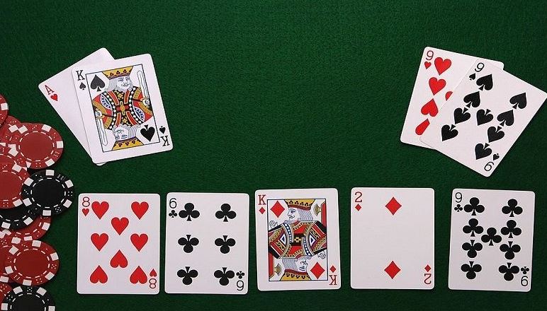 Kinh nghiệm dễ thắng khi anh em chơi bài câu cá