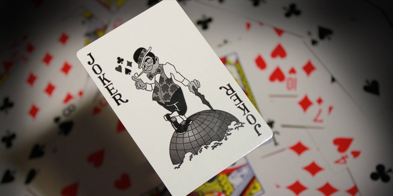 Người chơi cần sự linh hoạt và chiến thuật qua từng ván bài